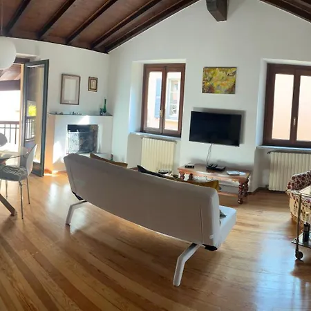 Apartment L'angolo Antico *
